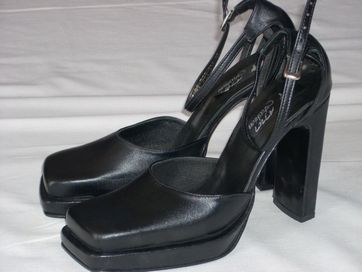 Atut Eleganckie Skórzane Buty 39 40 NOWE