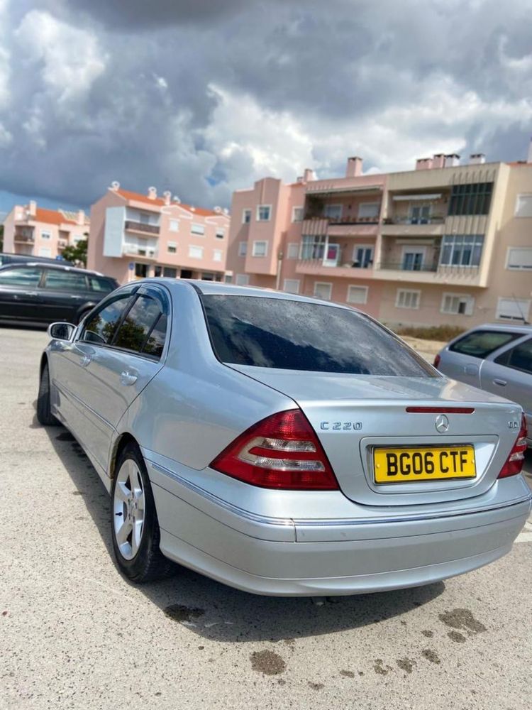 Mercedes 220cdi motor  150 cv