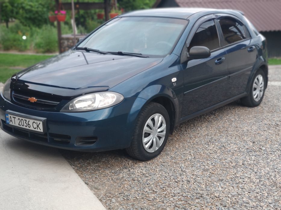 Продається  Шевроле лачетті 1.6 бензин