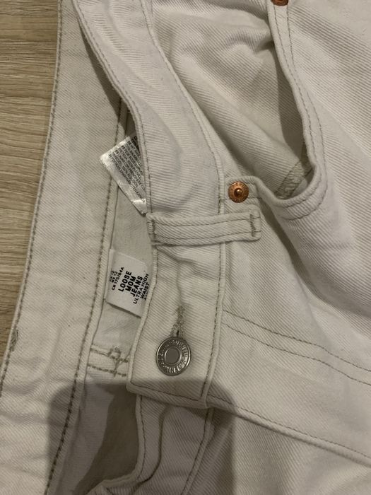 Стильні джинси DENIM — молочного кольору