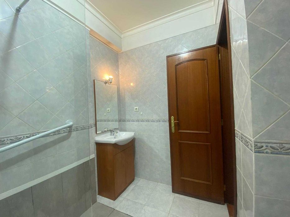 Arrenda-se Apartamento T1 no Vale das Flores, Coimbra