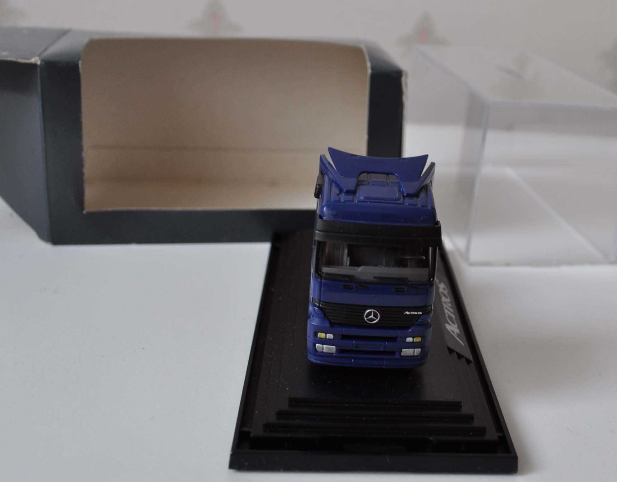 Mercedes Actros 1/87 Wiking