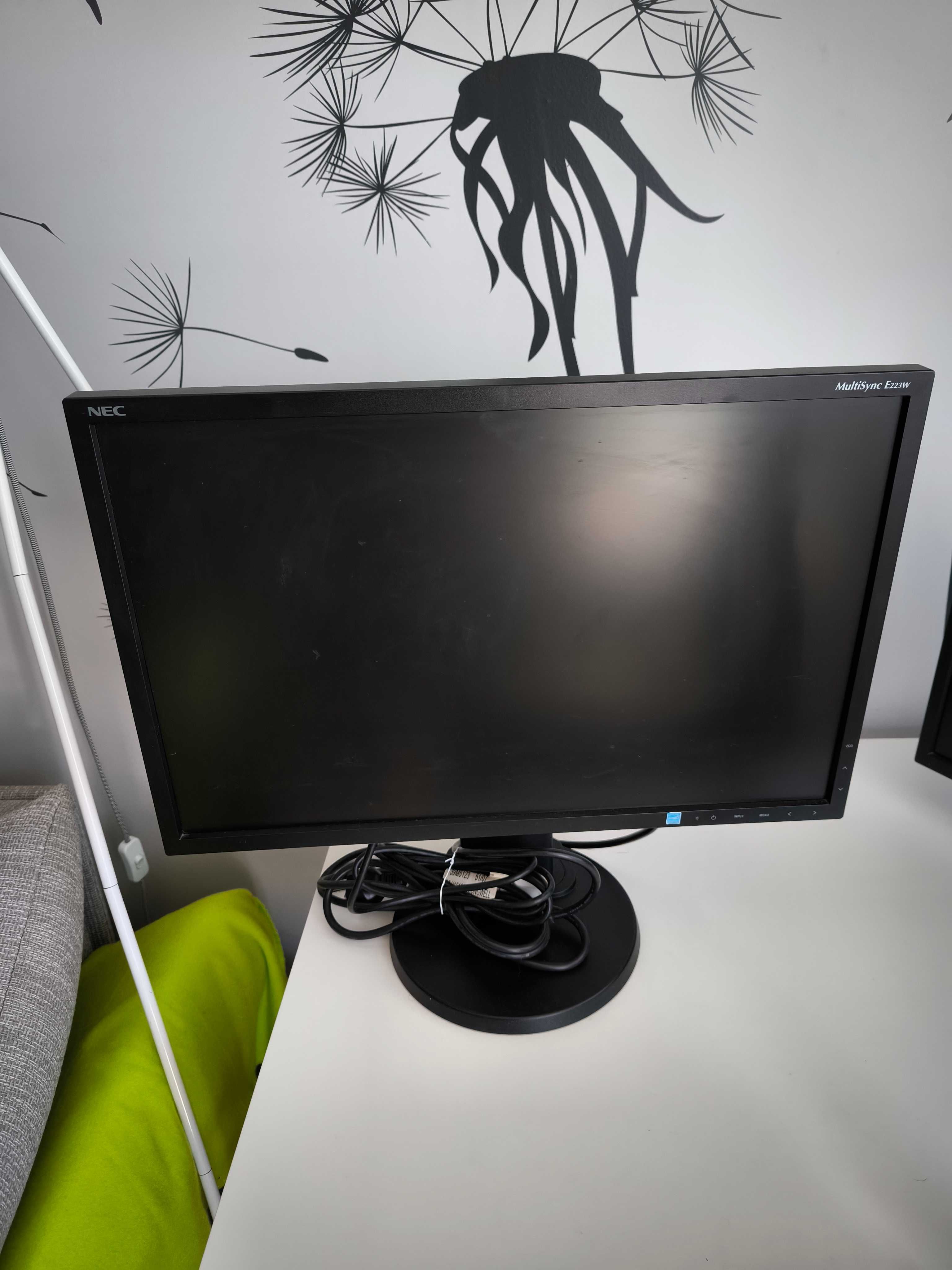 Monitor NEC Multi Sync E223W