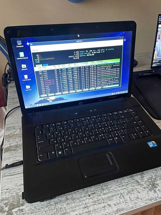 Compaq 610 (Core2Duo T5870, 3Gb RAM, 320Gb HDD)