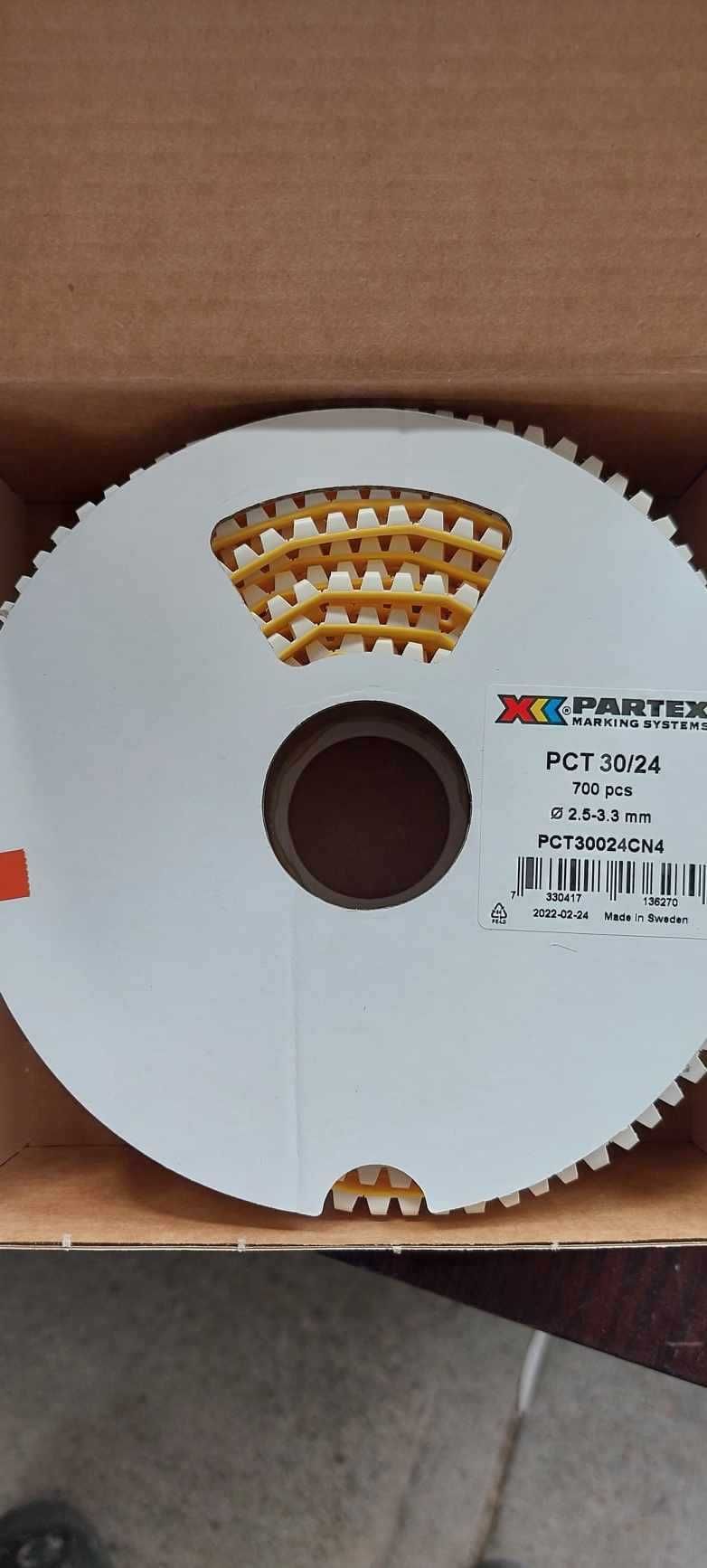 Profil zatrzaskowy Ciągły Partex PCT30024CN4, 2.5-3.3mm, 24mm, żółty