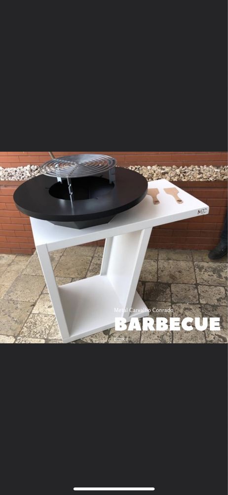 Grelhador Barbecue a lenha