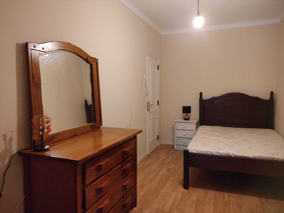 Quarto para Alugar – Centro do Barreiro – 370€/mês