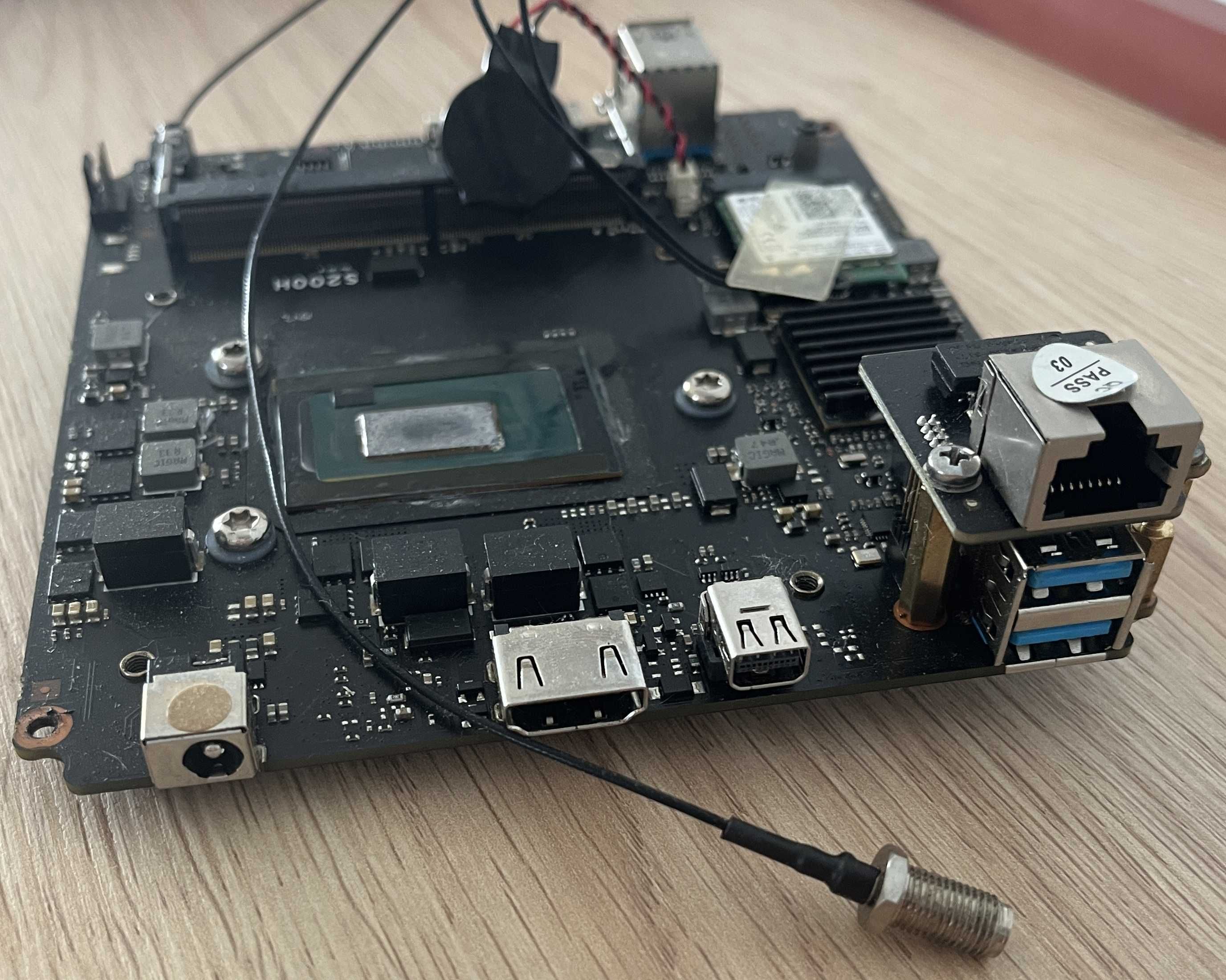 mini PC komputer S200H Intel i9 8950hk sprawny lub na czesci