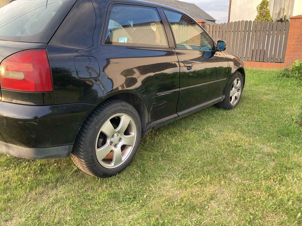 Audi a3 8l 96 1.8 benzyna