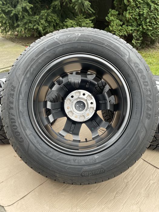 Диски Ford Ranger, VW Amarok R18 оригінал з зимовими шинами