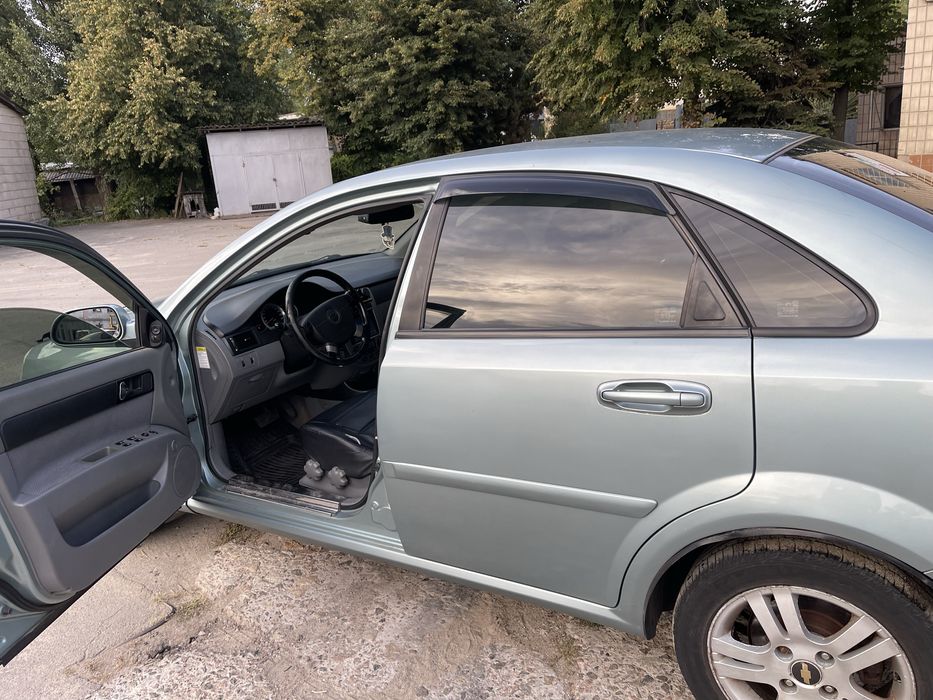 Шевролет Лачеті 1.8 автомат