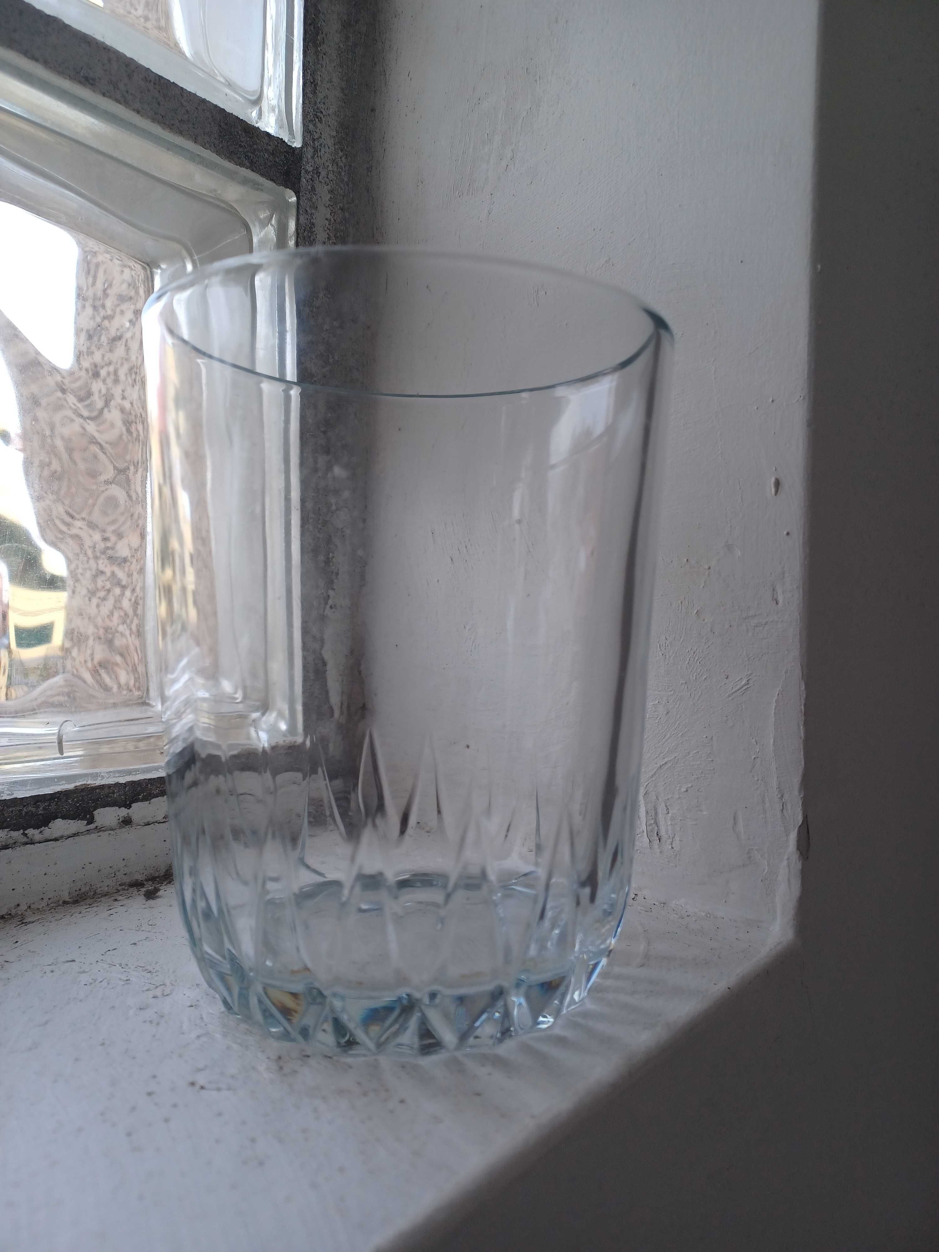 Copo grande em Cristal com cerca de 20 cm de altura