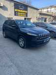 В продажу Jeep Cherokee 2014 року
