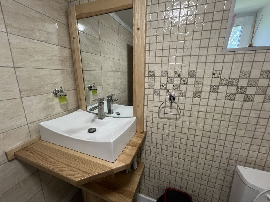 Продаж будинку, Ліщин