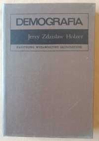 DEMOGRAFIA, Jerzy Zdzisław Holzer