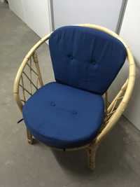Fotel ratanowy vintage z siedziskiem (dwie sztuki)