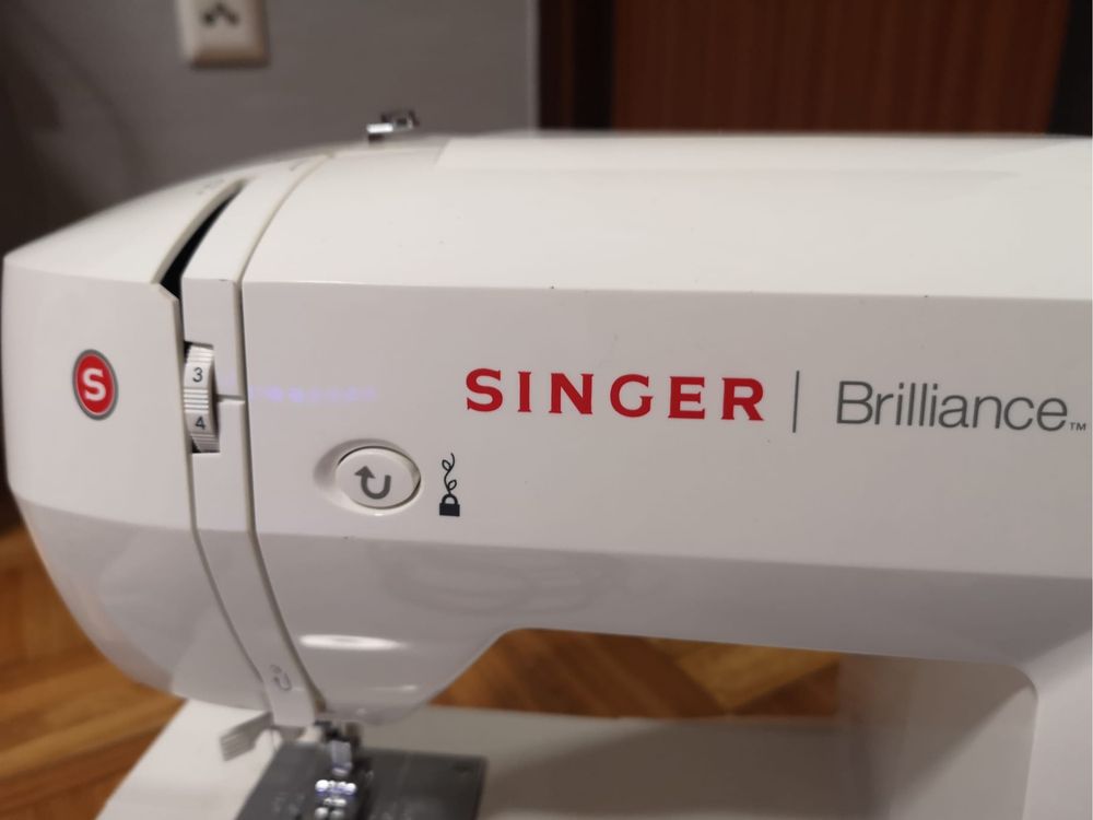 Maquina Costura Singer Brilliance
