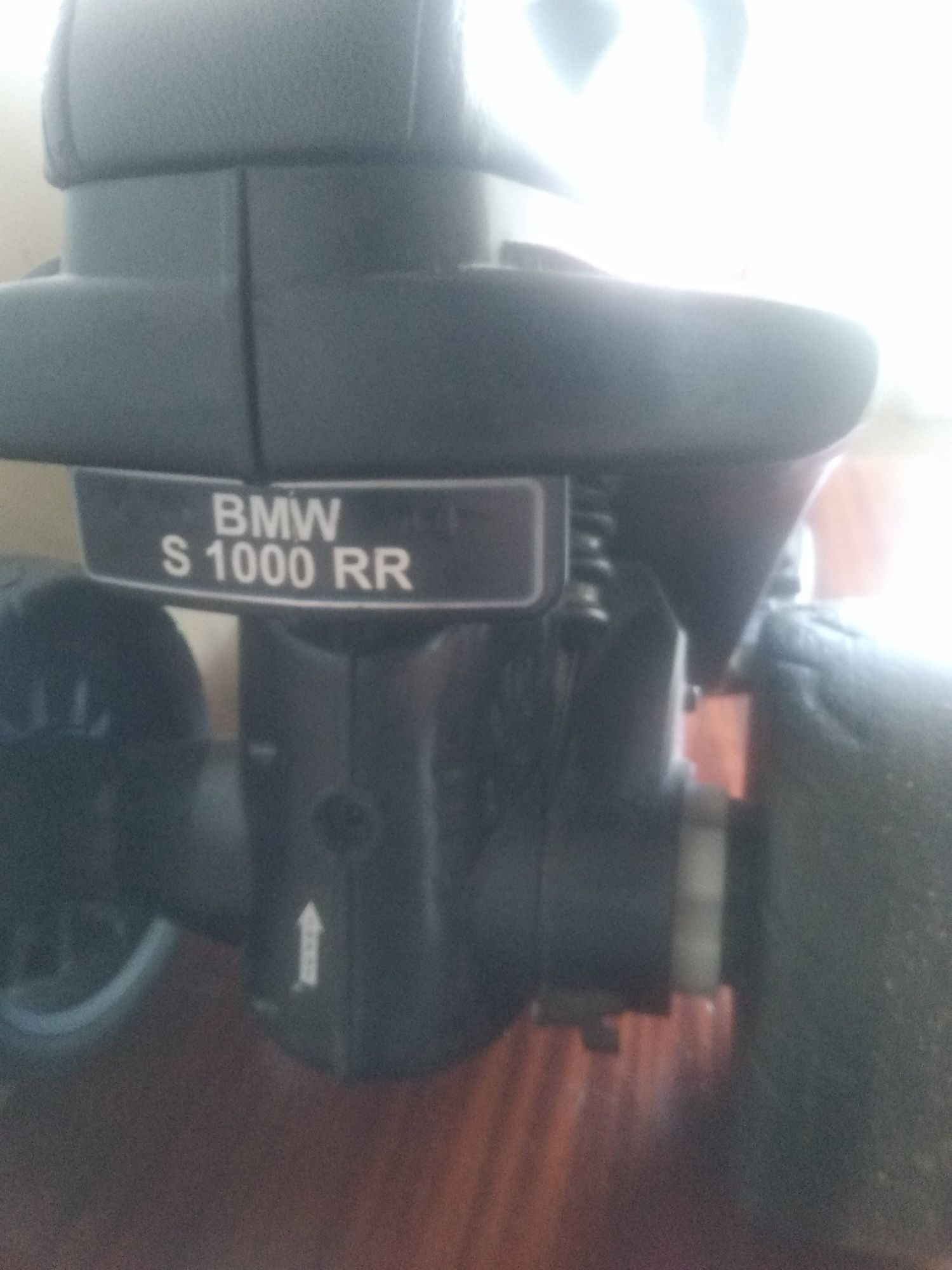Електромотоцикл BMW