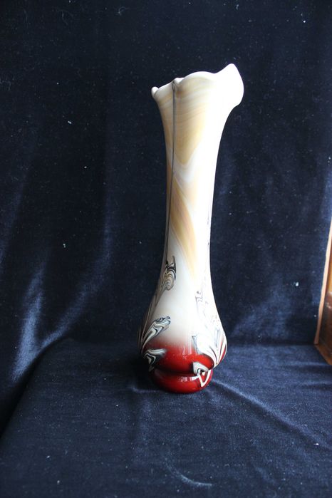 Вінтажна кольорова ваза