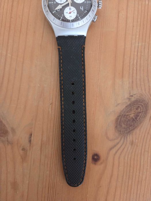 Relógio Swatch Irony Chrono preto