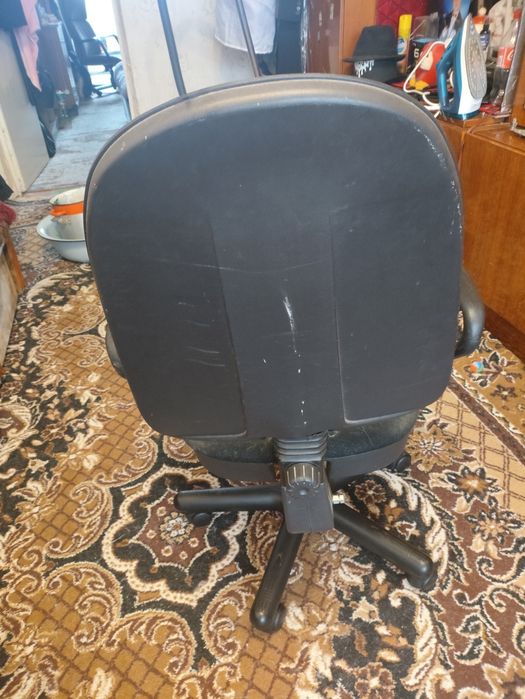 Кресло! Газ лифт в рабочем состоянии!