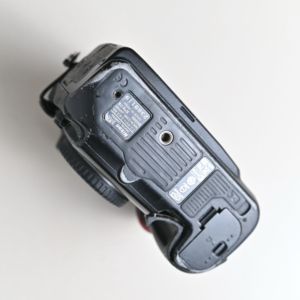 Nikon D700 в Одесі 5800 та 6800 з ніштячками.