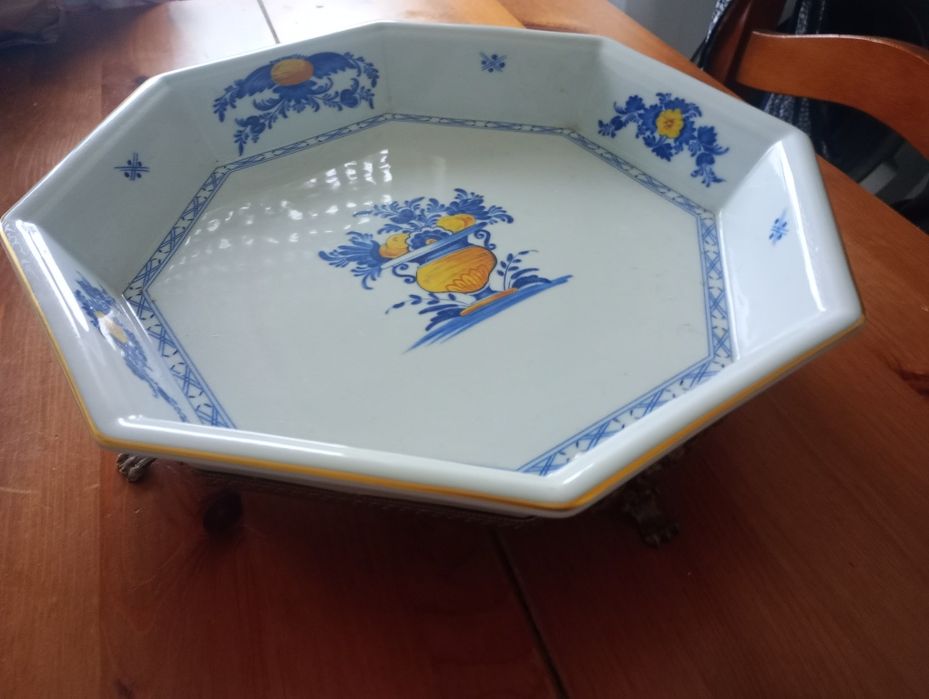 Covilhete oitavada em porcelana Vista Alegre