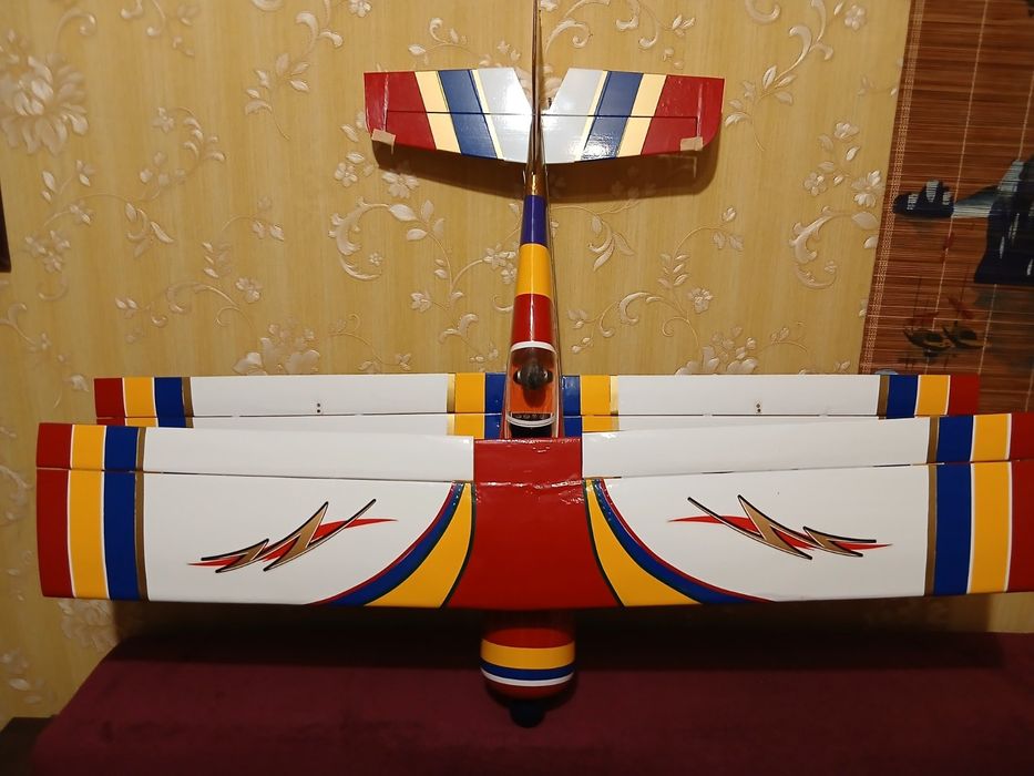 Авіамодель під радіо