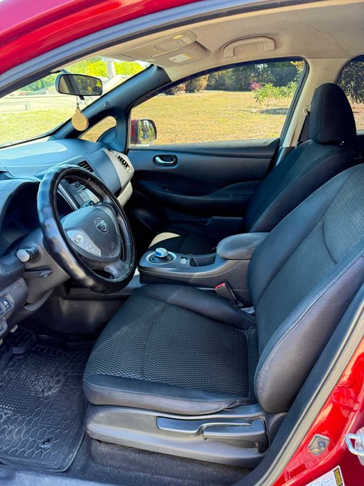 Продам Нисан Лиаф , Nissan Leaf , 2013 год
