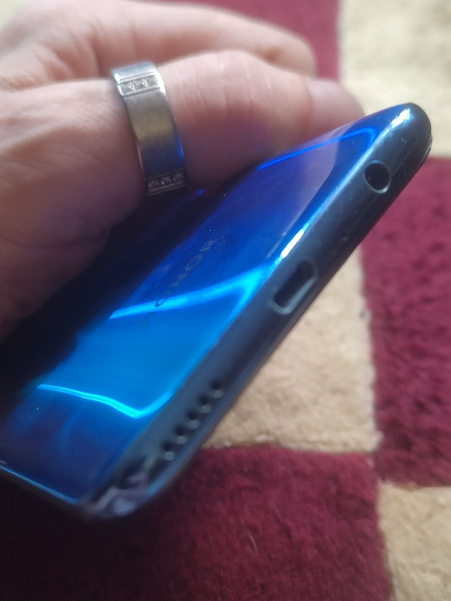 Honor 20 lite 4/128 ( Global). NFC