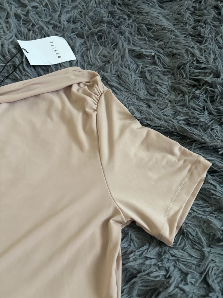 Bluzka na jedno ramię Mohito, nowa z metką, rozmiar XL