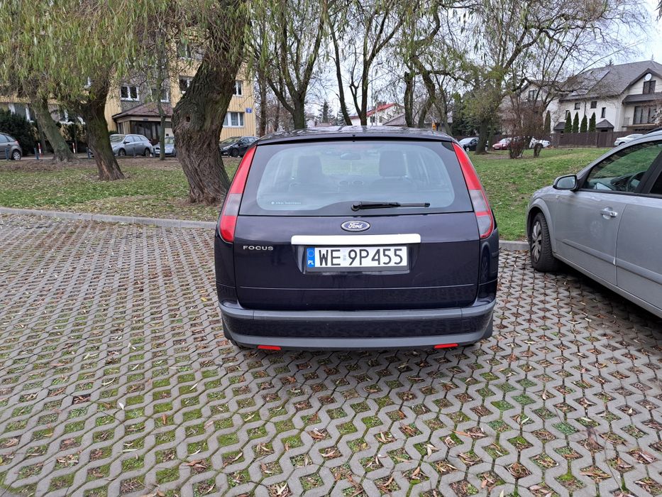 Ford  Focus  1.6 benzyna