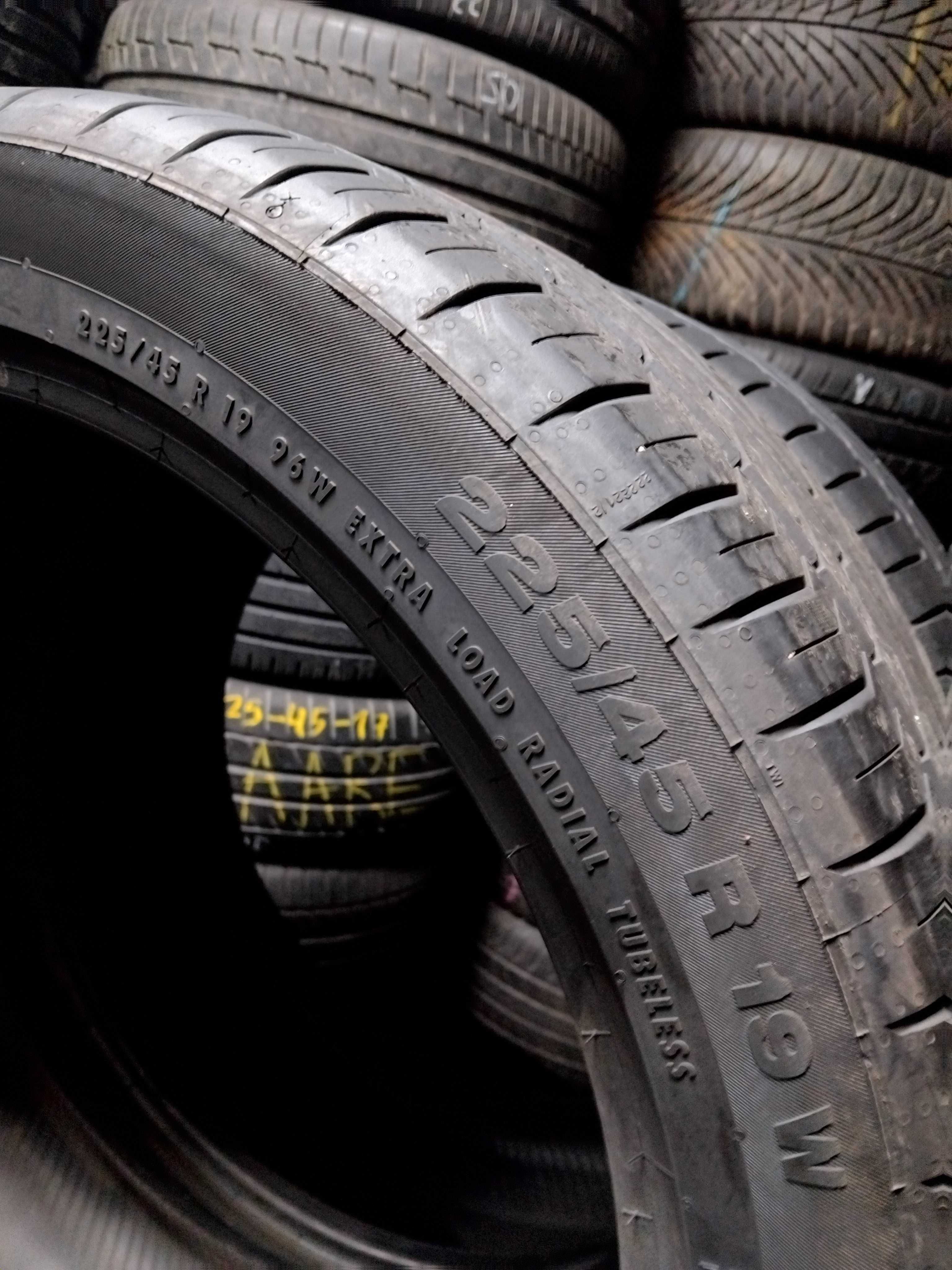 Шини  225/45 R19 Continental Sport Contact 5 Комплект Літо
