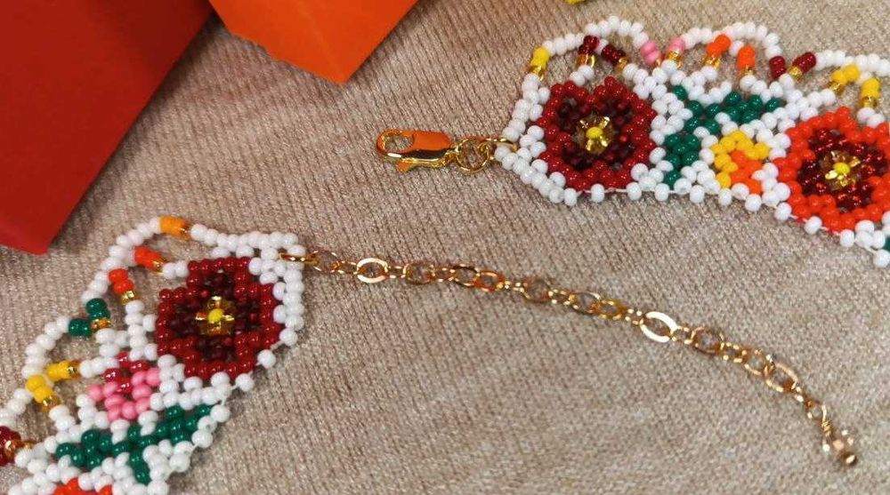 Силянка з чеського бісеру.