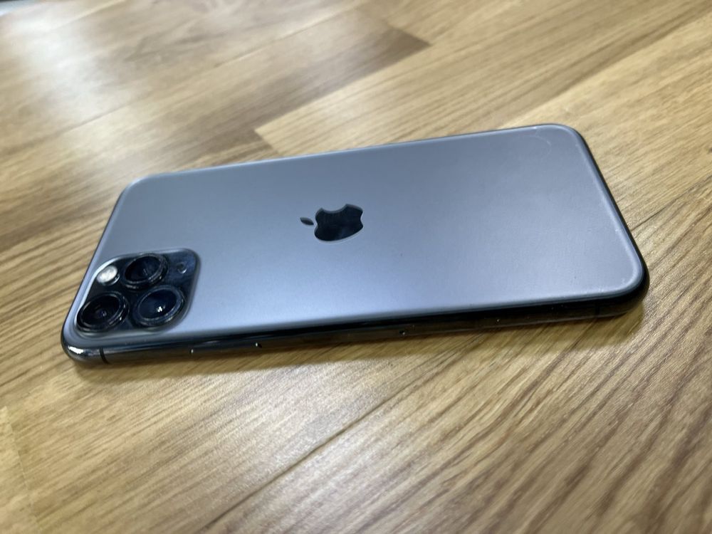 Продажа Б/У Apple iPhone 11 Pro 256 Gb Space Gray
