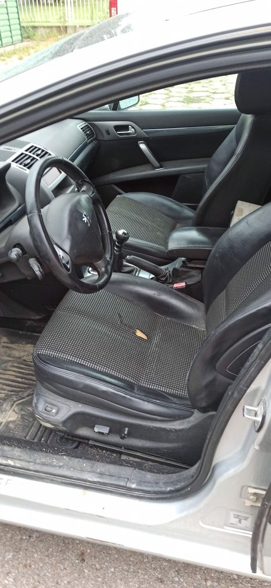 Peugeot 407 sw gaz hak