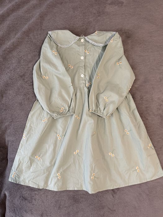 Зелена сукня для дівчинки з коміром