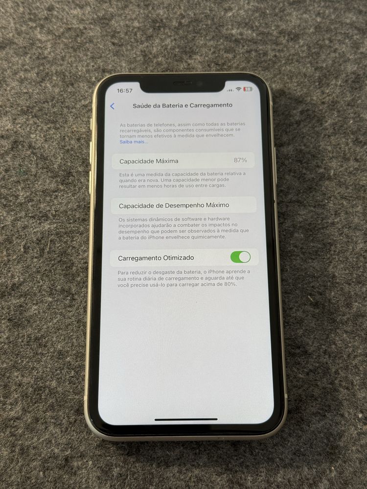 Iphone 11 128Gb Branco - Paga em até 12X