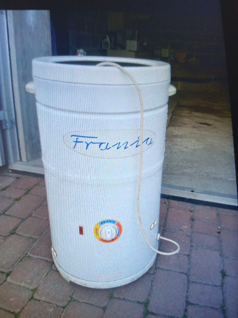 Pralka frania do ubrań