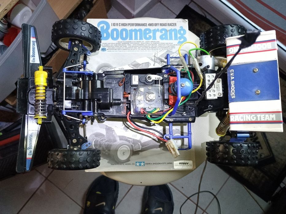 Zdalnie sterowany tamiya rc boomerang z lat 80
