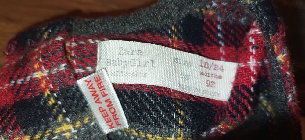 Zara sukieneczka krata 18-24m święta