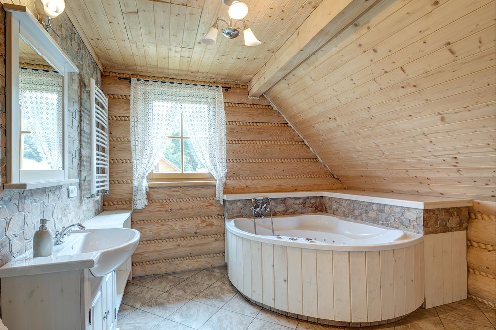 Dom domek z bali do wynajęcia W GÓRACH BALIA JACUZZI nad jeziorem