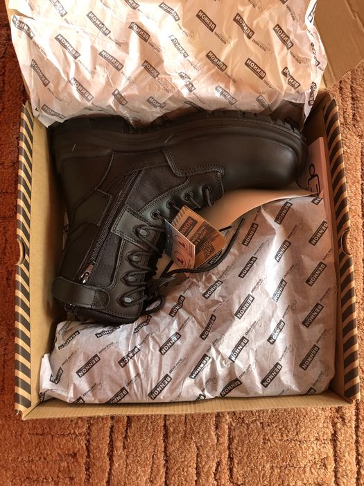 Продам нові берци