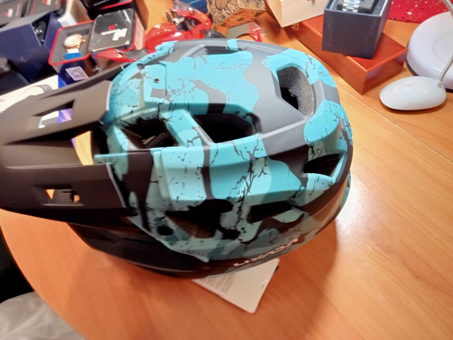 Capacete Variedade. Oportunidades