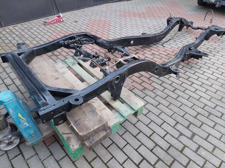 Nissan Patrol Y60 2.8 3 drzwi 1993 rok rama