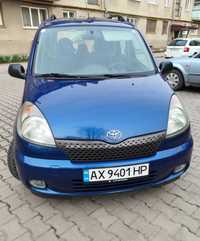 Toyota Yaris Verso AT 2001