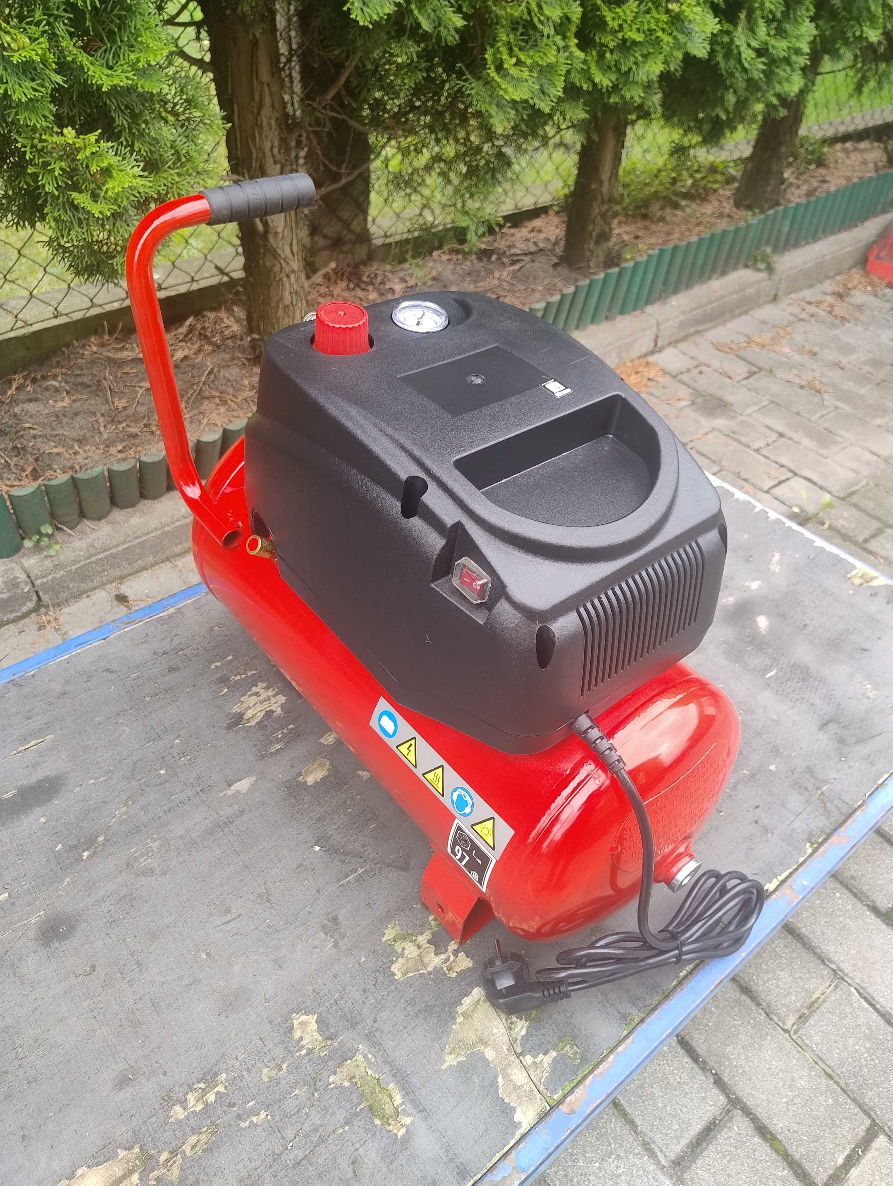 Kompresor 24 l 8 barów Einhell TC-AC 200/24/8 OF