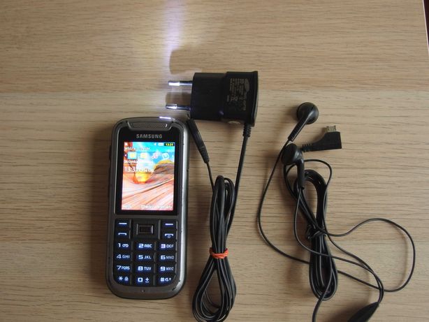 Samsung C3350 SOLID XCOVER telefon GSM ładowarka zestaw słuchawkowy