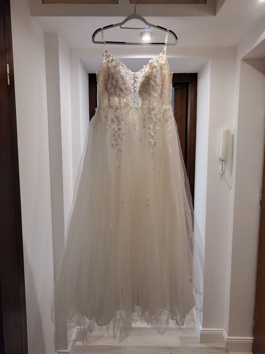 Suknia ślubna kwiaty 3D