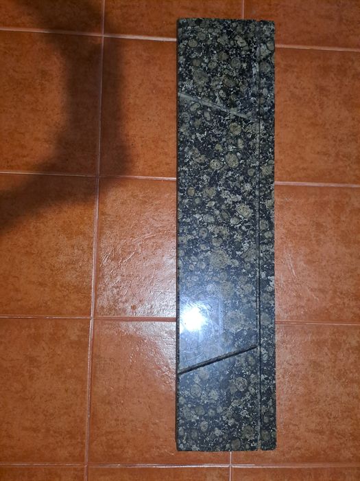 Soleira de porta de granito